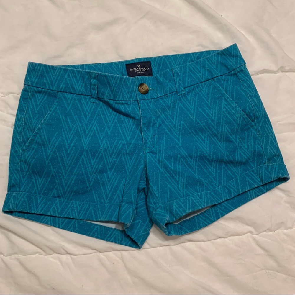 Midi American Eagle Pattern Shorts